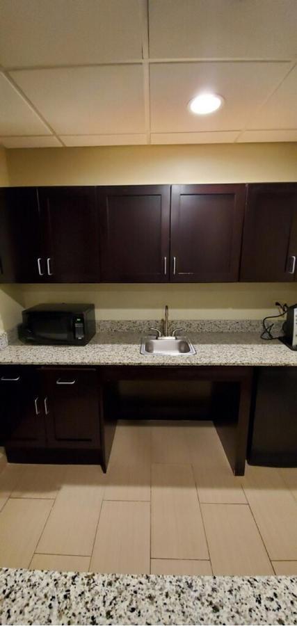 Holiday Inn Express Pittsburgh West - Greentree, An Ihg Hotel Crafton Eksteriør billede