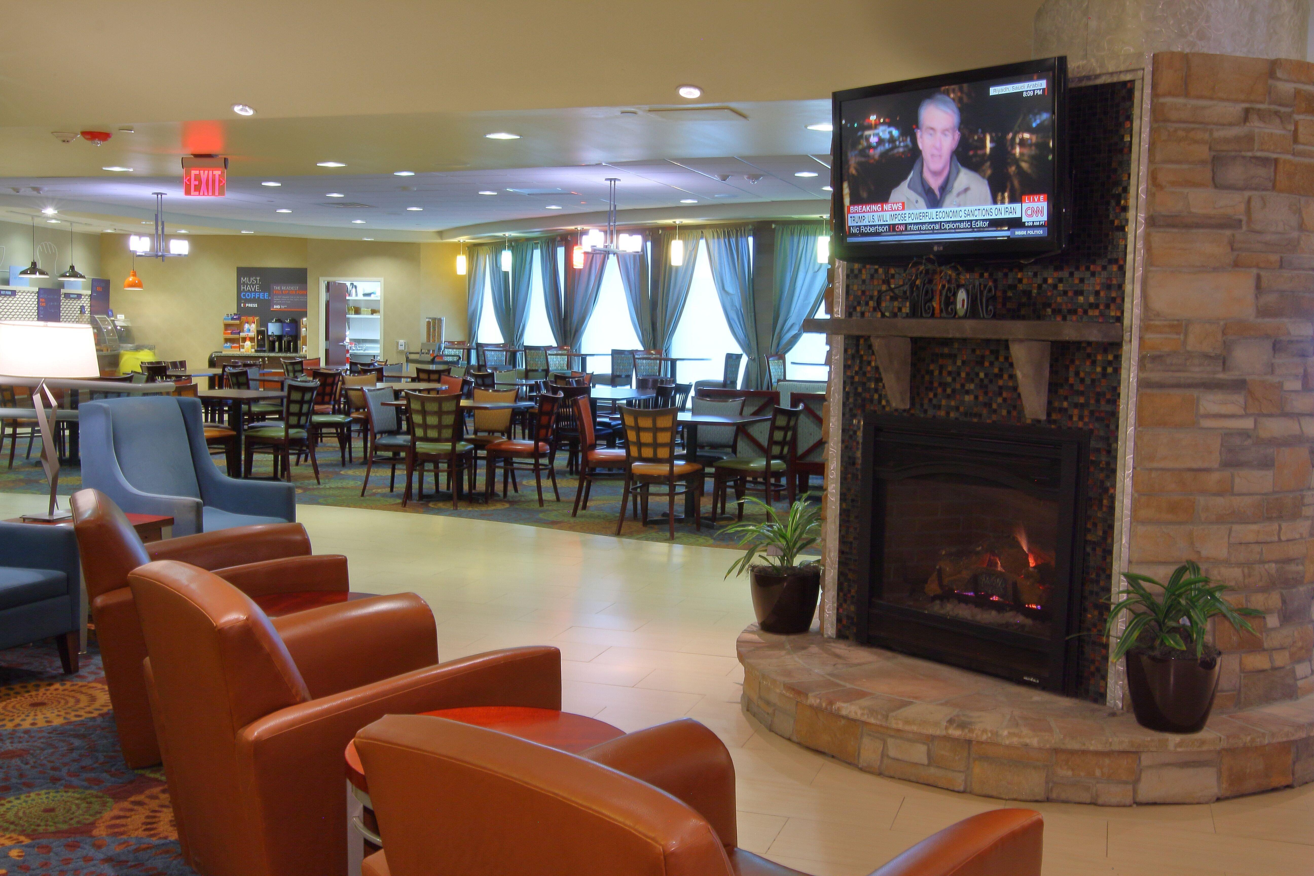 Holiday Inn Express Pittsburgh West - Greentree, An Ihg Hotel Crafton Eksteriør billede