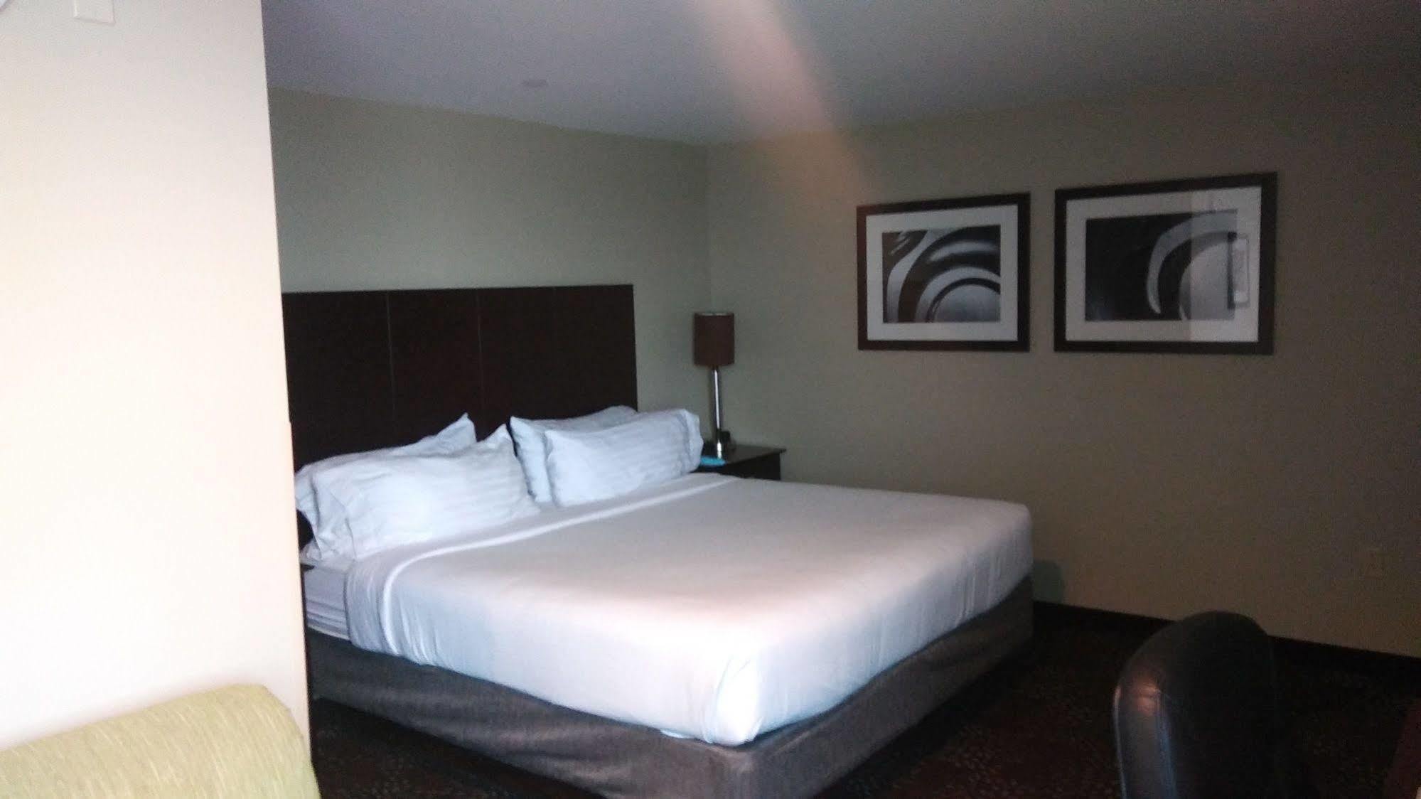 Holiday Inn Express Pittsburgh West - Greentree, An Ihg Hotel Crafton Eksteriør billede