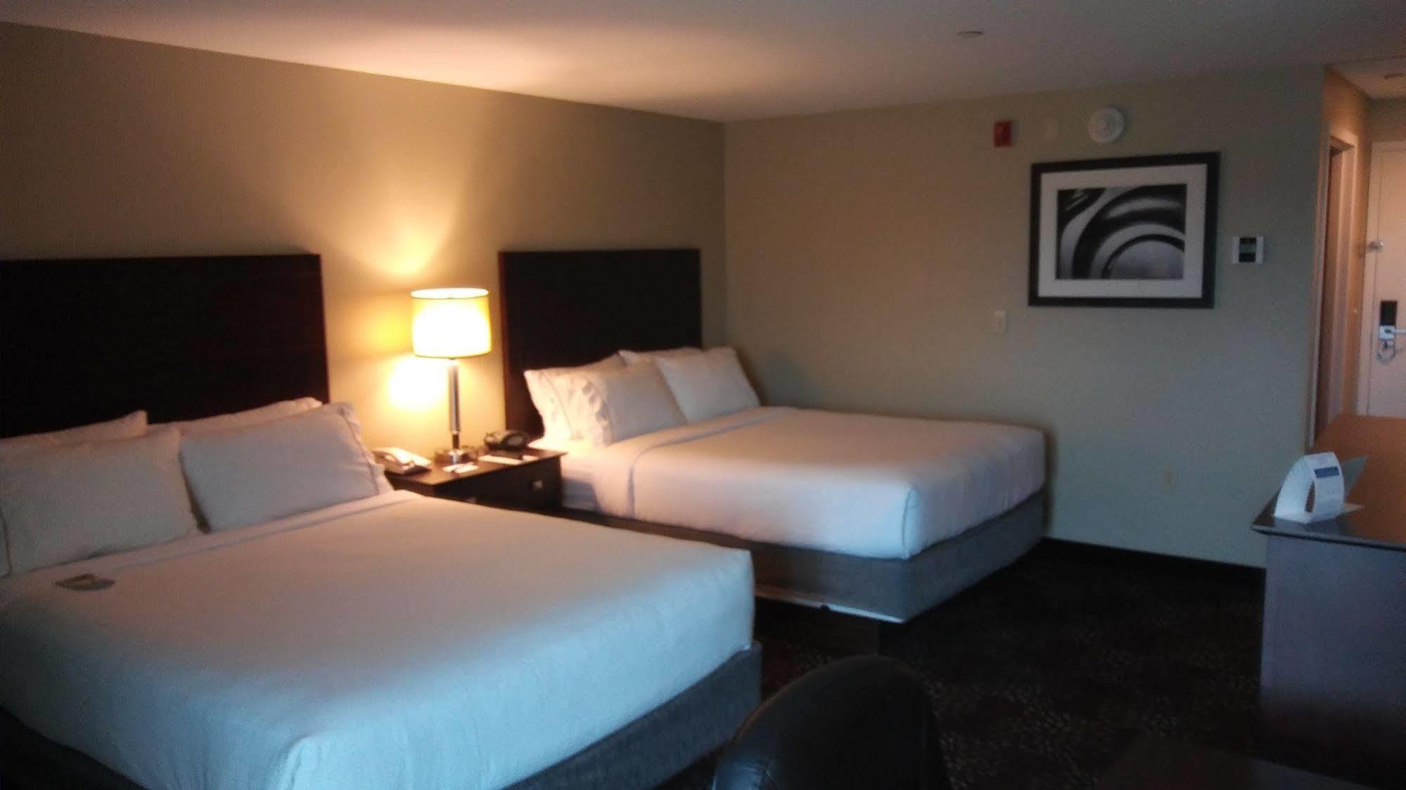 Holiday Inn Express Pittsburgh West - Greentree, An Ihg Hotel Crafton Eksteriør billede