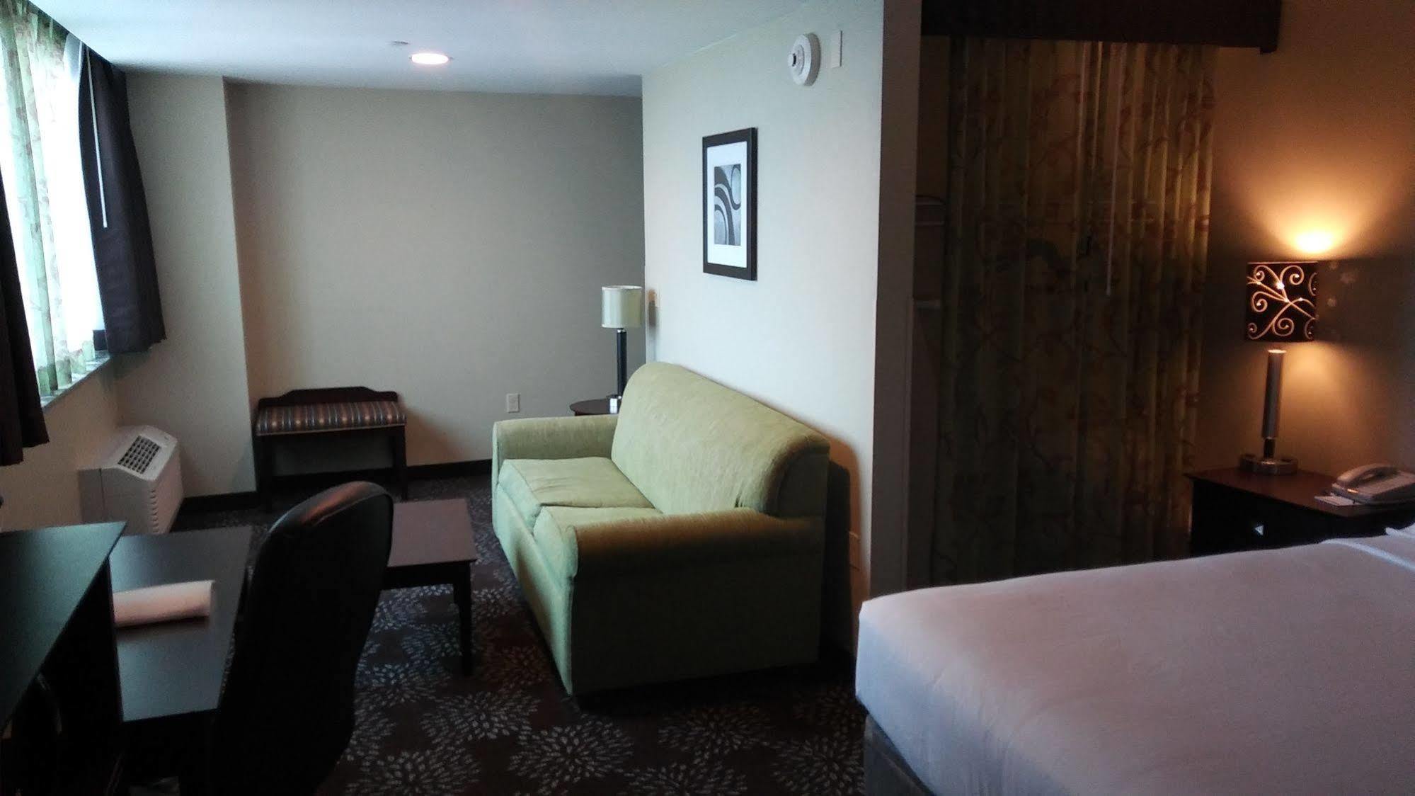 Holiday Inn Express Pittsburgh West - Greentree, An Ihg Hotel Crafton Eksteriør billede
